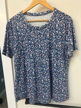Classic Navy Floral Short-Sleeve Tee by